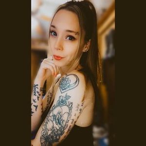 Meet your Posher, Sabrina